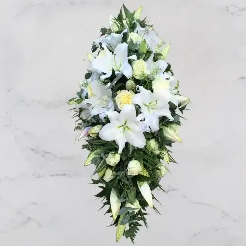 Rose Ivory Fall Dubai – teardrop 20 white lilies & roses centerpiece for events