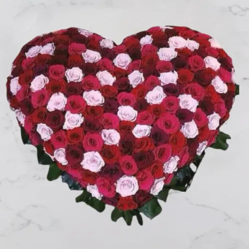 Rose Harmony Dubai – heart-shaped 100 red, pink & white roses for birthdays and anniversaries